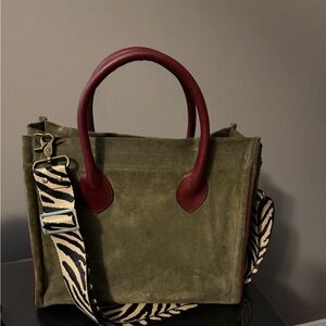 NWOT Olive Green Suede Parker Parker Thatch Tote Bag. Strap not included